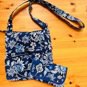 VERA BRADLEY Hipster Crossbody Purse & Wallet- Tropics Tapestry Navy Blue